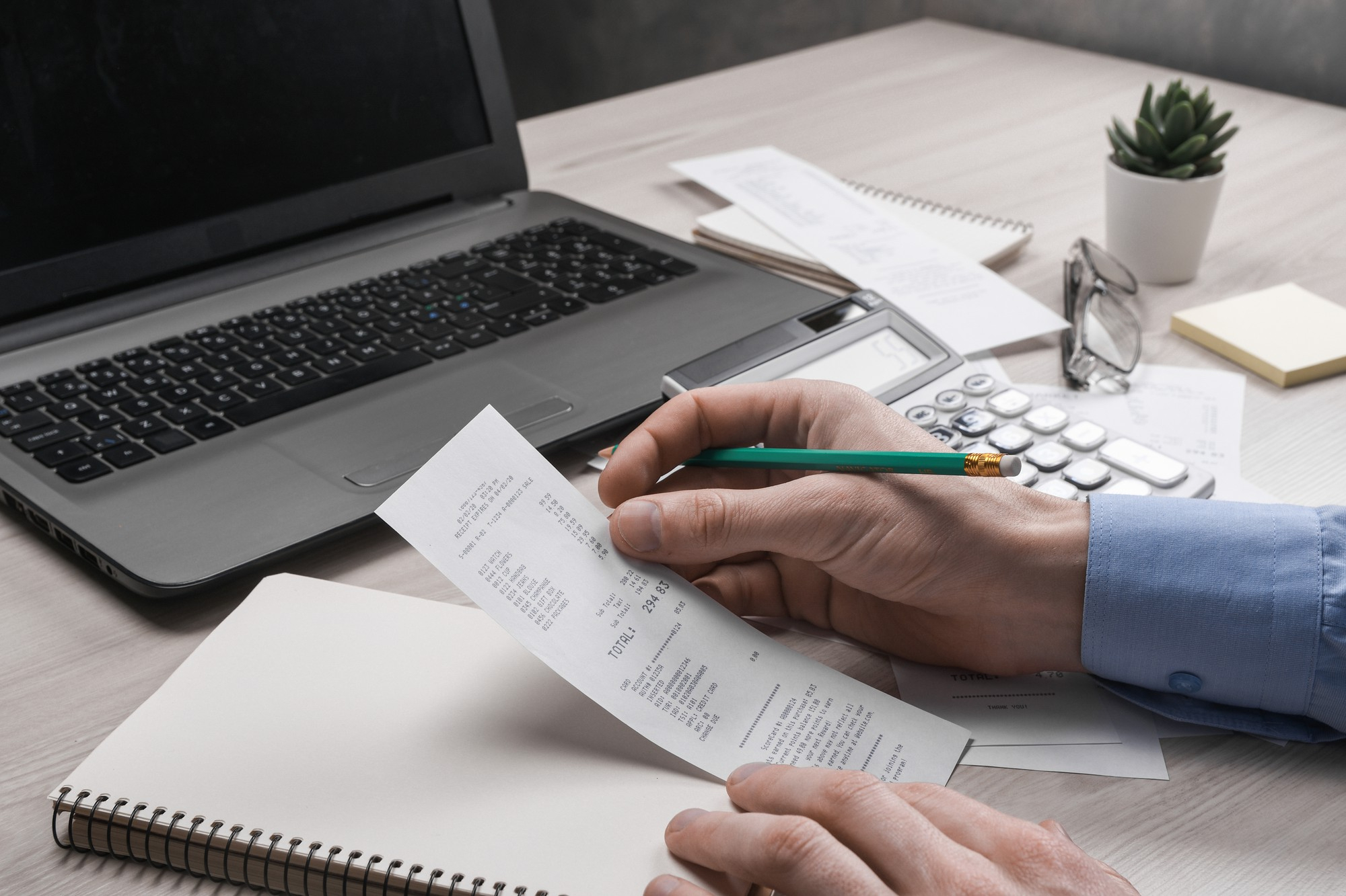 Contabilidad para personas morales y físicas
